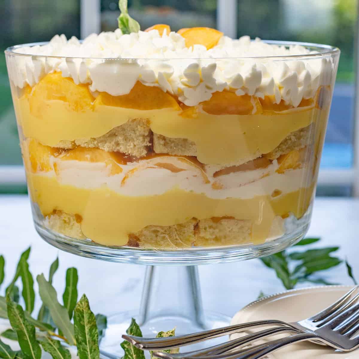 Peach Cheesecake Trifle