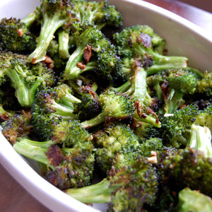 (V) Garlic Roasted Broccoli