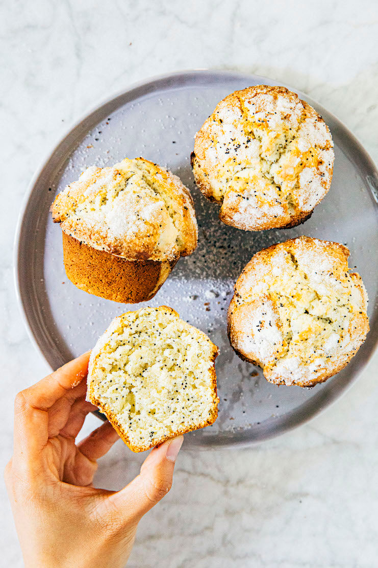 Lemon Poppyseed Muffins (6 per order)